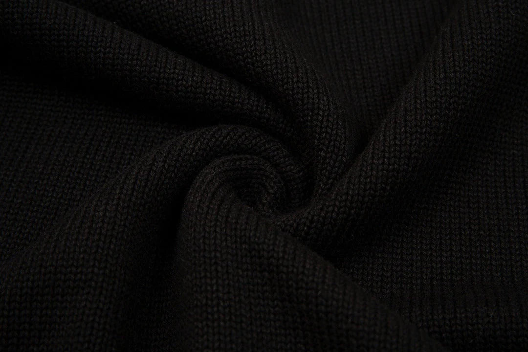 "Heart" Sweater Black